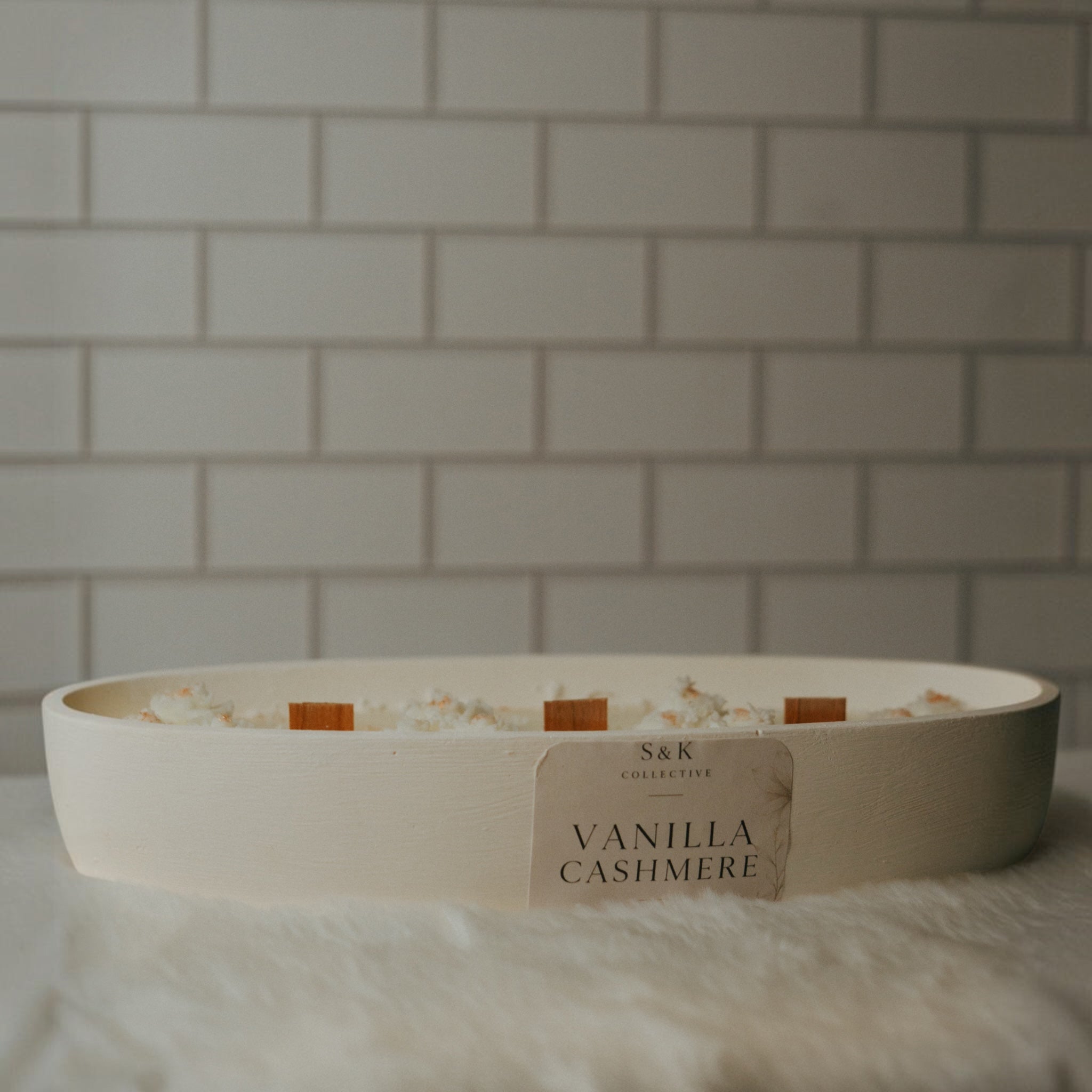 Vanilla Cashmere – Luxury Wooden Wick Soy Candle